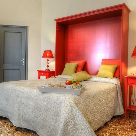Pensionat Palazzo Maffei *